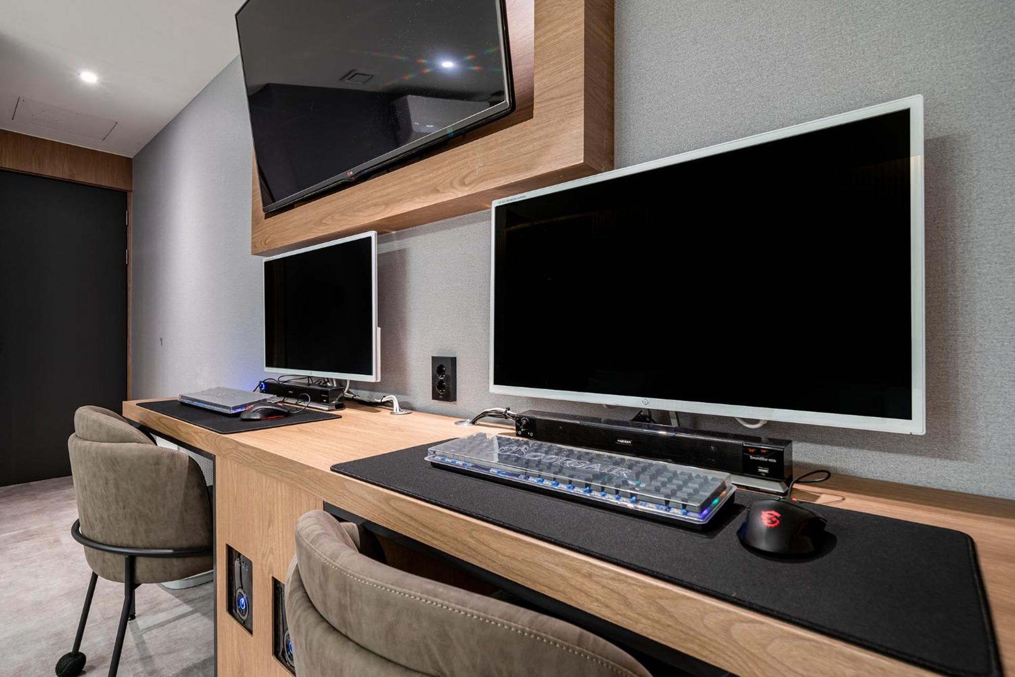 Urban Brown Hotel Chungju City Hall Экстерьер фото